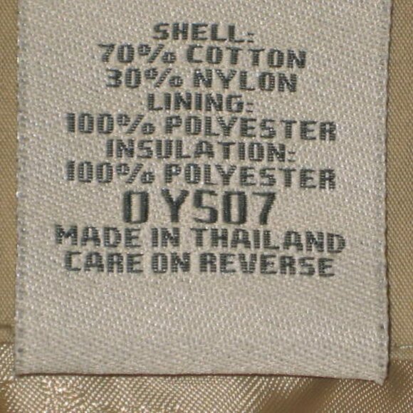 L.L. Bean Medium Petite Tan Quilted Snap Long Coat Thermore Chore Barn Excellent - Picture 15 of 16